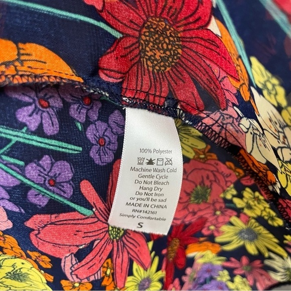 LuLaRoe Waterfall Kimono, Sheer, Vibrate Floral Design Size S - Picture 5 of 6